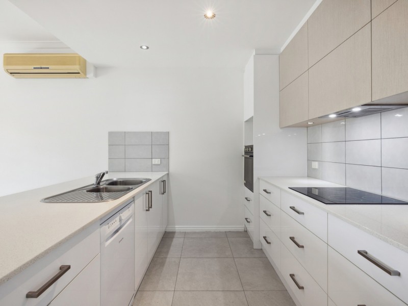 1/14 Waterloo Crescent, East Perth WA 6004