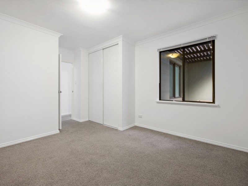 1/14 Waterloo Crescent, East Perth WA 6004