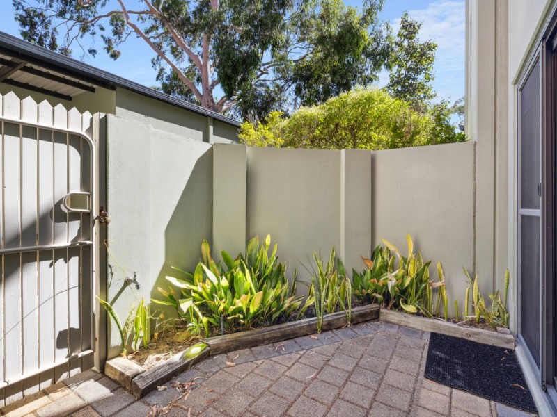 1/14 Waterloo Crescent, East Perth WA 6004