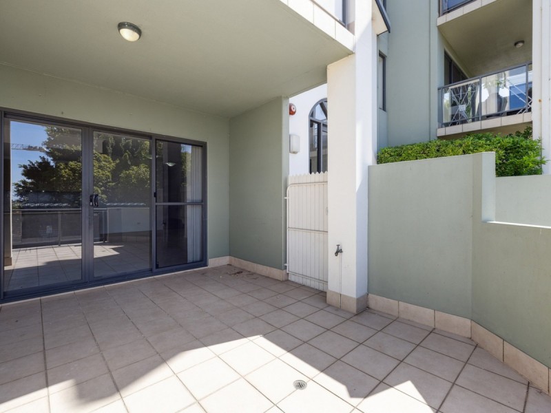 1/14 Waterloo Crescent, East Perth WA 6004