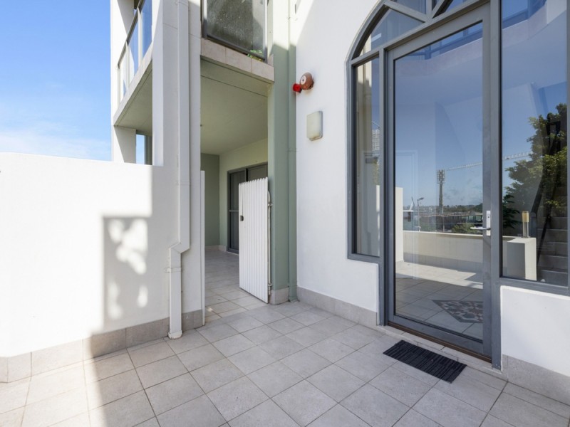 1/14 Waterloo Crescent, East Perth WA 6004