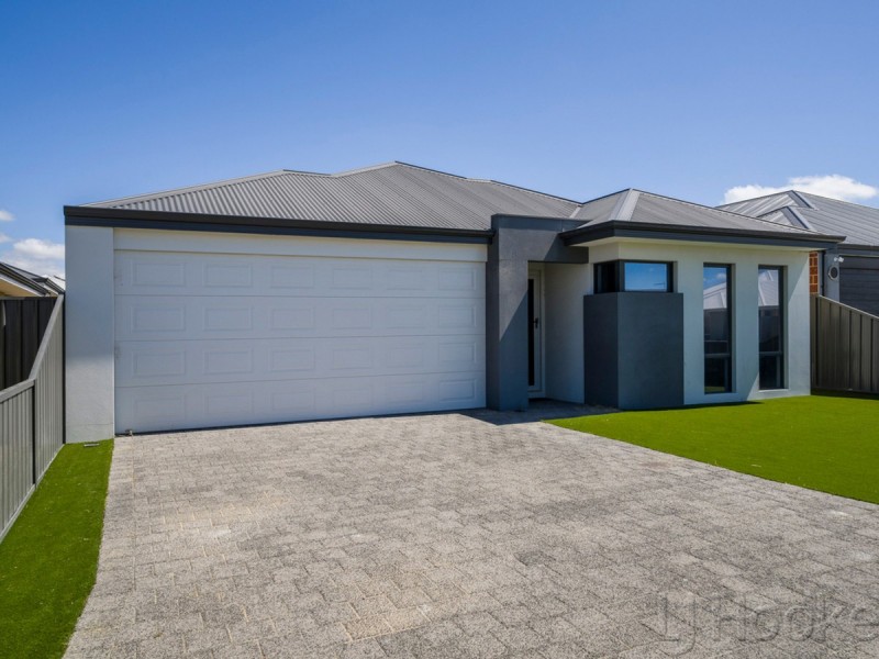 17 Breccia Grove, Piara Waters WA 6112