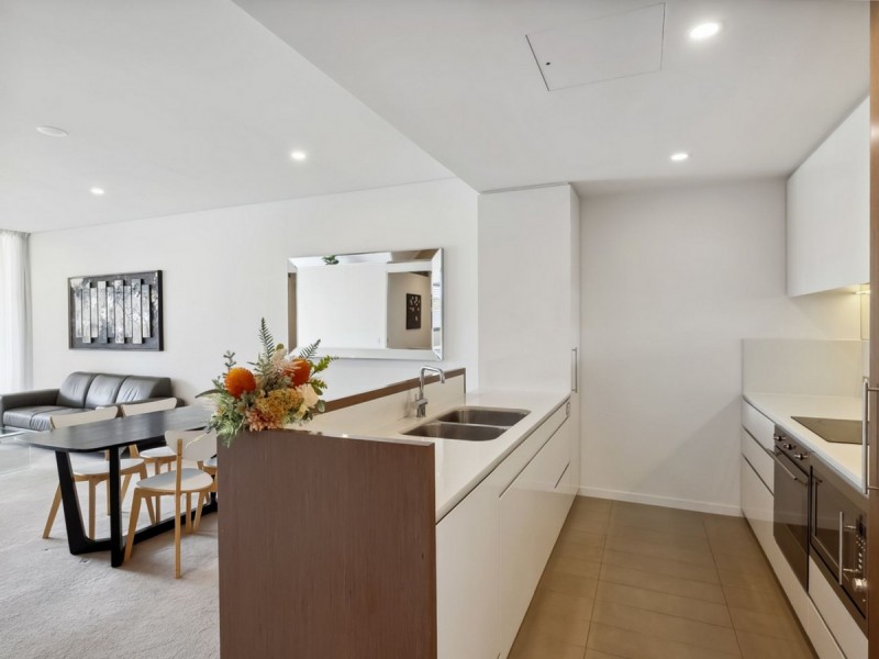 402/2 Moreau Parade, East Perth WA 6004