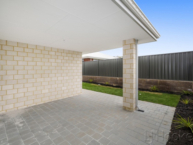 59 Lockhart Crescent, South Guildford WA 6055