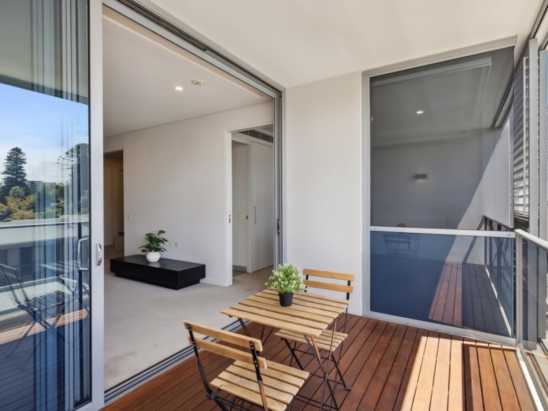 304/2 Moreau Parade, East Perth WA 6004