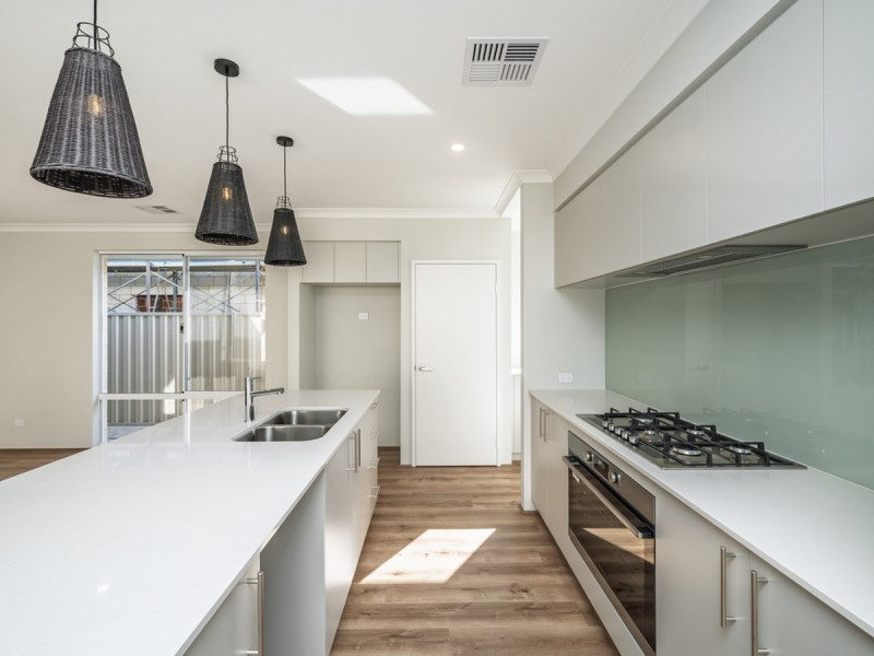 30 Venetian Road, Eglinton WA 6034