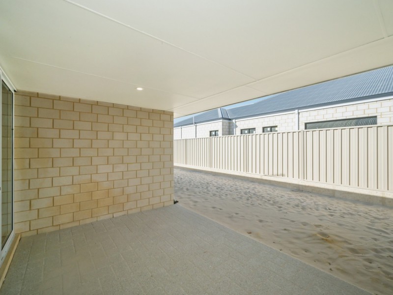 30 Venetian Road, Eglinton WA 6034