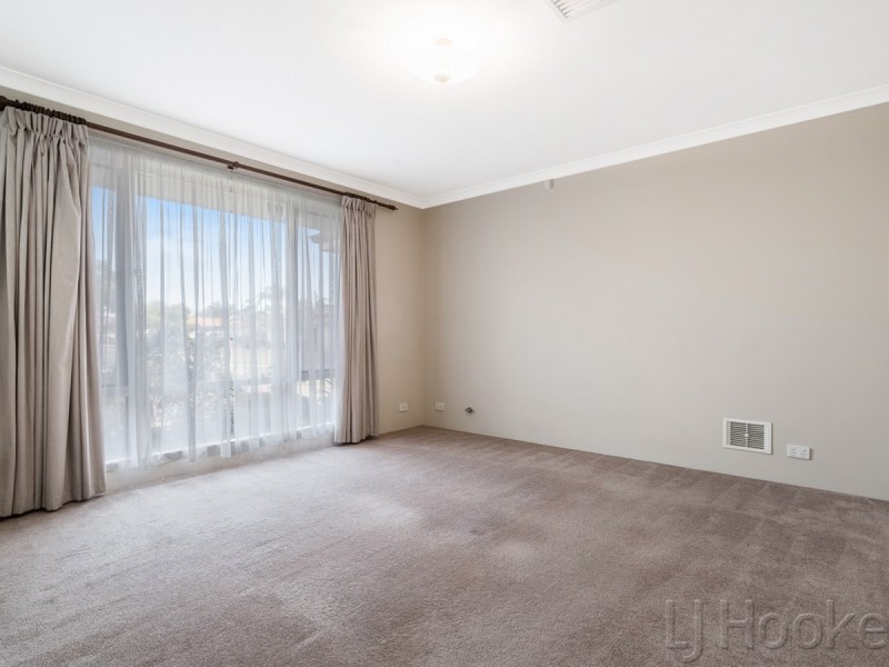 55 Lydiard Retreat, Canning Vale WA 6155