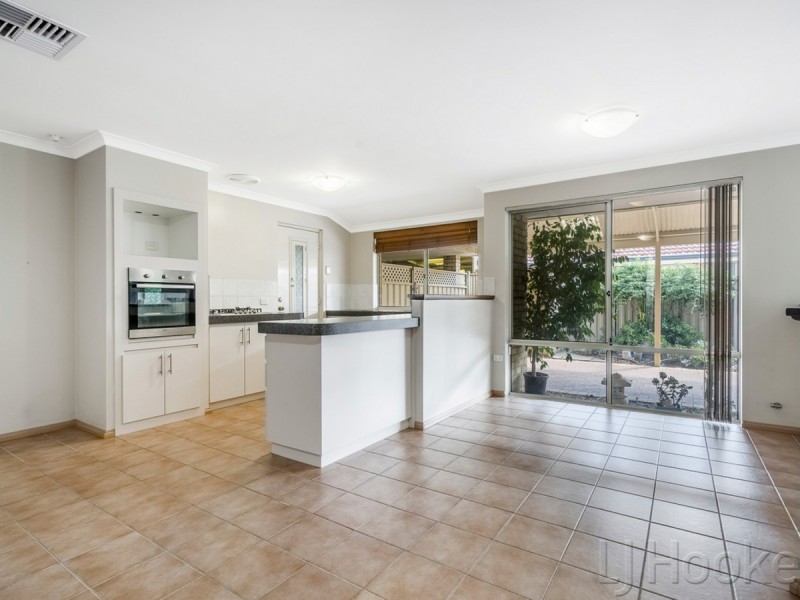 55 Lydiard Retreat, Canning Vale WA 6155