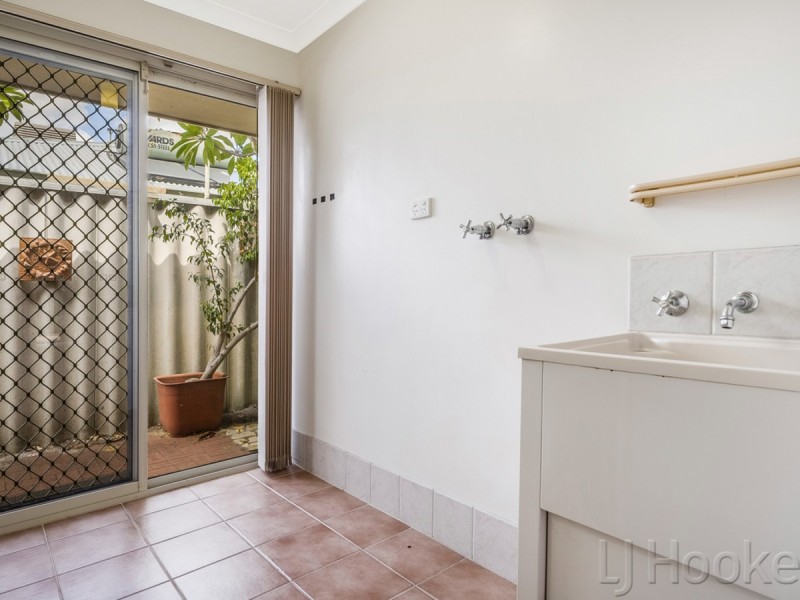 55 Lydiard Retreat, Canning Vale WA 6155