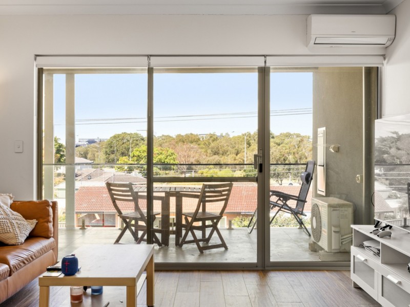 10/3 Liege Street, Woodlands WA 6018