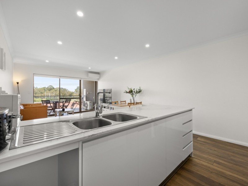 10/3 Liege Street, Woodlands WA 6018