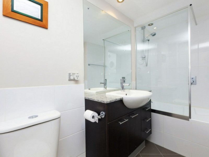 64/188 Adelaide Terrace, East Perth WA 6004