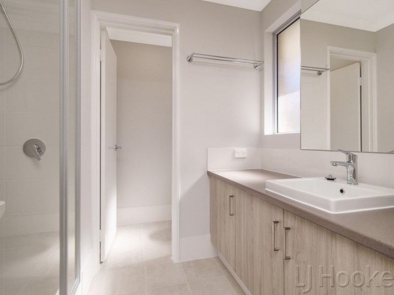 25 Preston Grove, South Guildford WA 6055