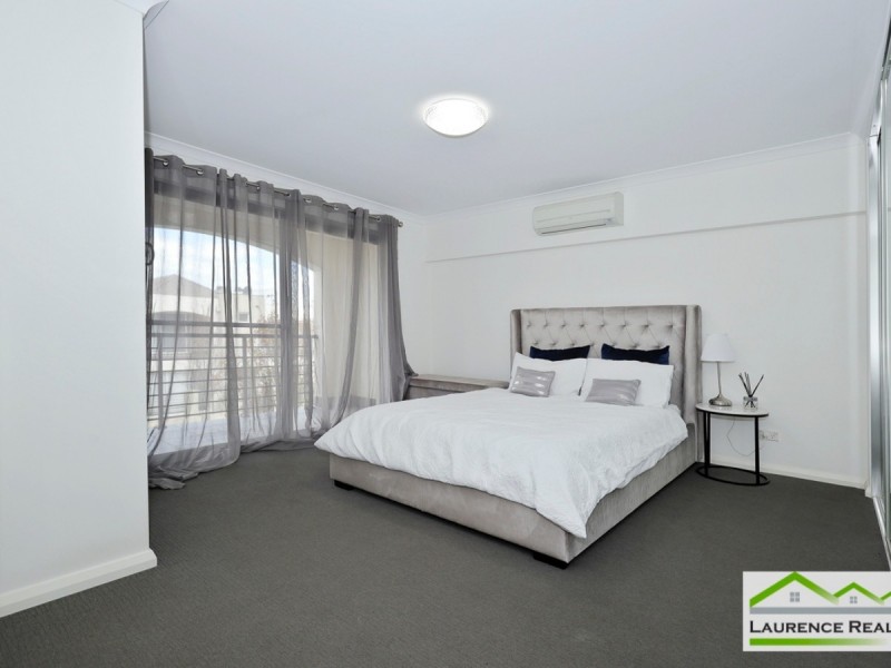 10 Eveleigh Boulevard, Clarkson WA 6030