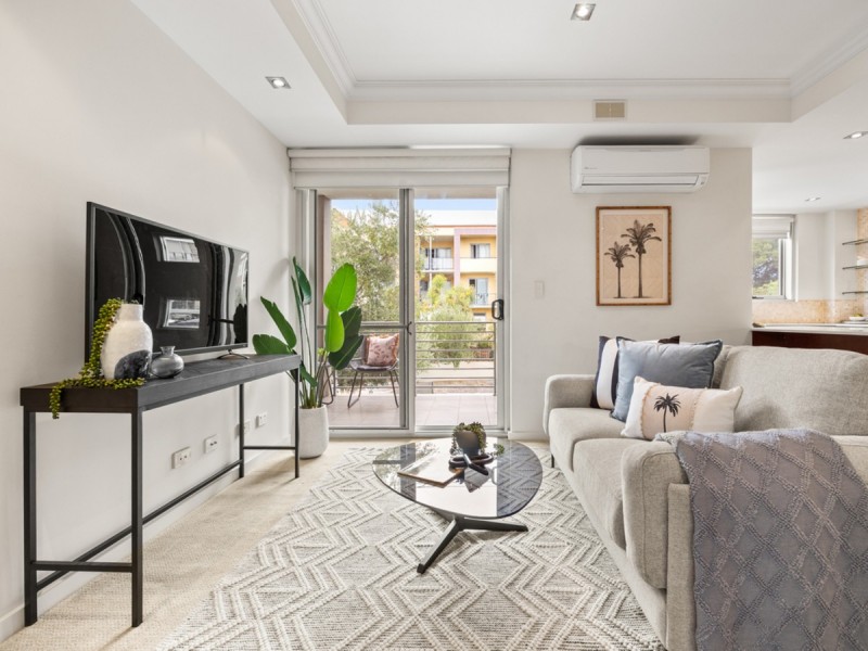 4/154 Aberdeen Street, Northbridge WA 6003