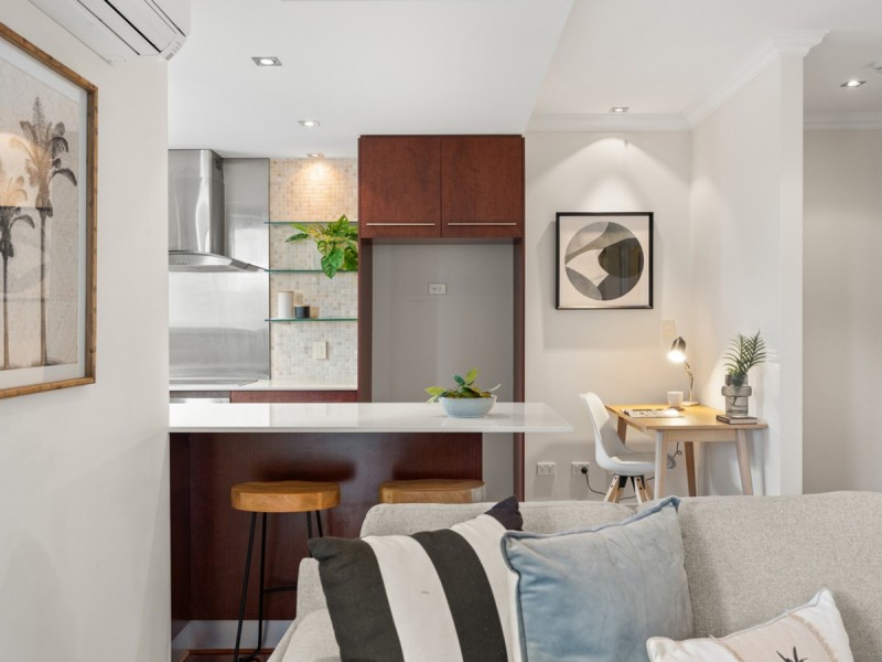 4/154 Aberdeen Street, Northbridge WA 6003