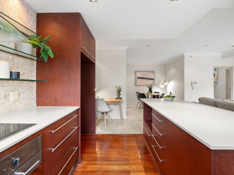 4/154 Aberdeen Street, Northbridge WA 6003