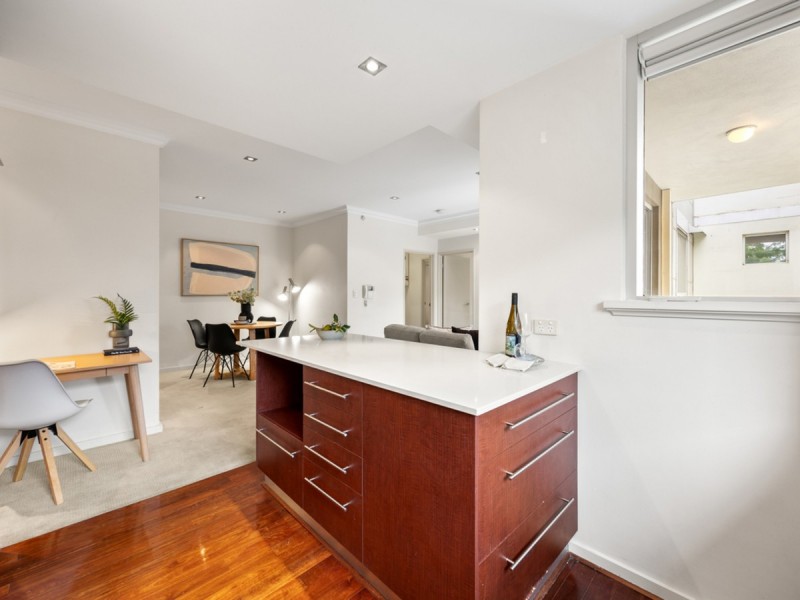 4/154 Aberdeen Street, Northbridge WA 6003