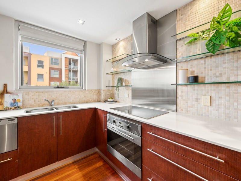 4/154 Aberdeen Street, Northbridge WA 6003