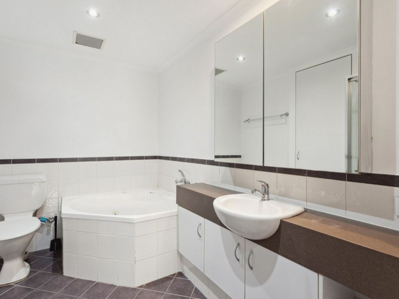 18/7-9 Bennett Street, East Perth WA 6004