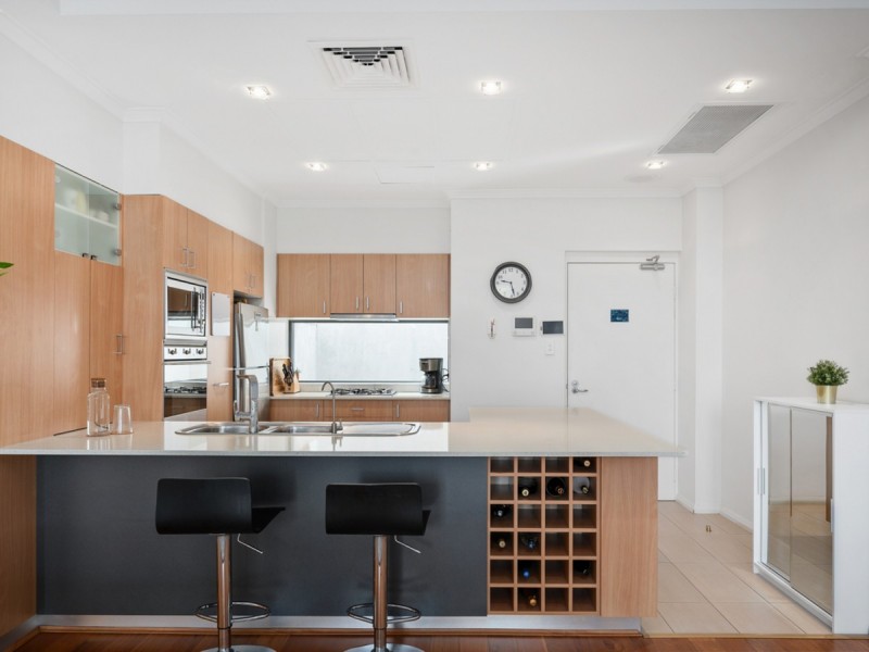 18/178 Bennett Street, East Perth WA 6004