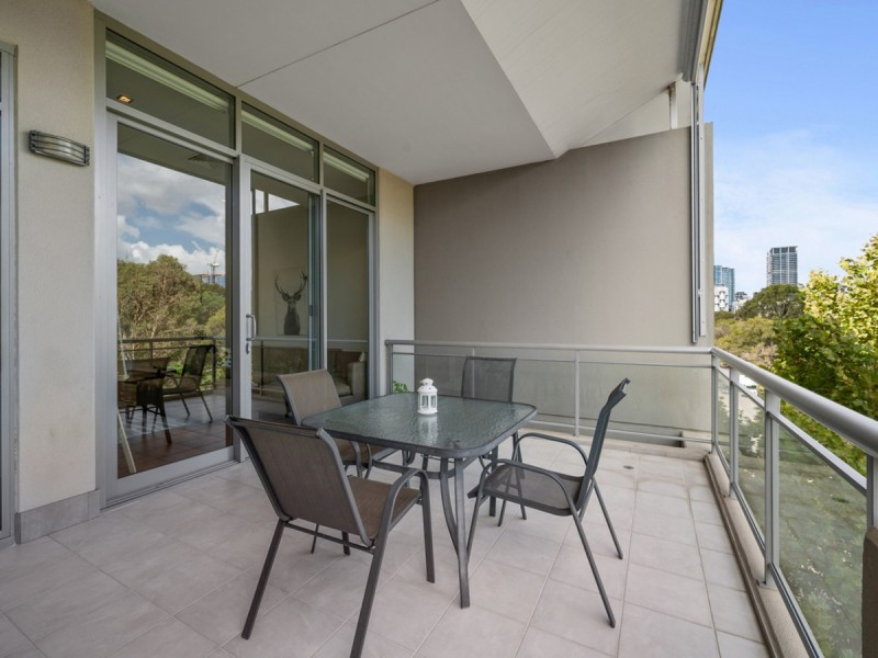 18/178 Bennett Street, East Perth WA 6004