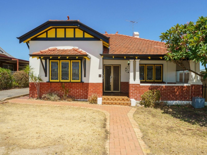4 Kooyong Road, Rivervale WA 6103