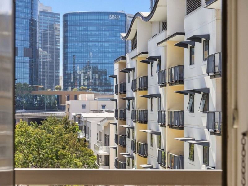504/130A Mounts Bay Road, Perth WA 6000
