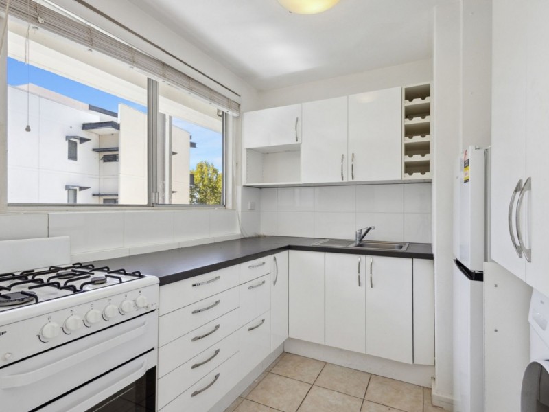 504/130A Mounts Bay Road, Perth WA 6000