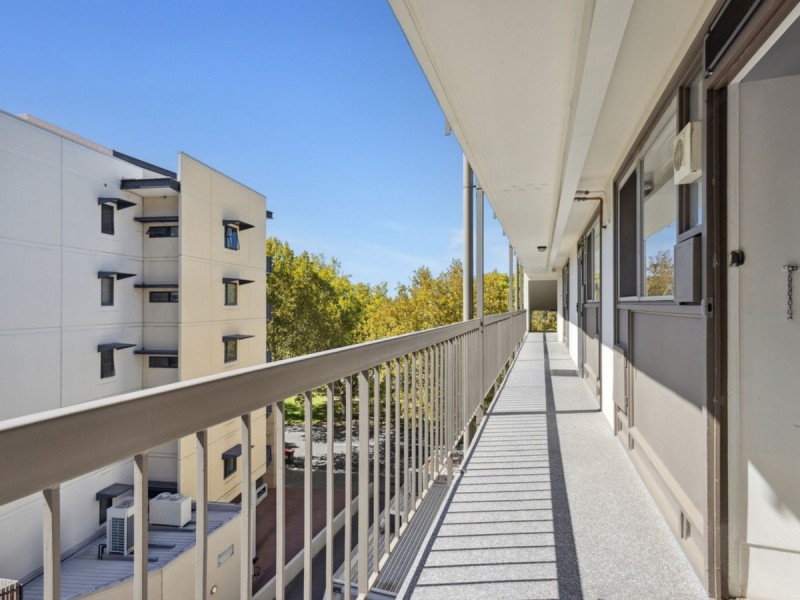 504/130A Mounts Bay Road, Perth WA 6000