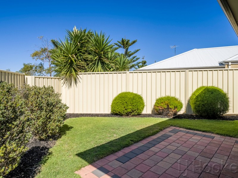 13/6 Chipping Crescent, Butler WA 6036