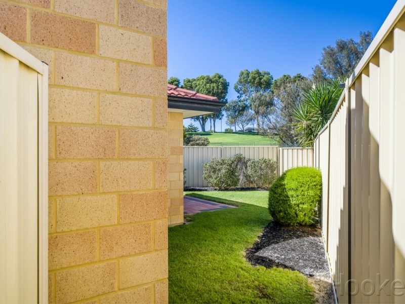 13/6 Chipping Crescent, Butler WA 6036