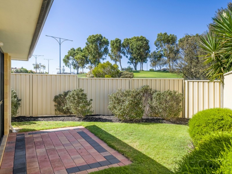 13/6 Chipping Crescent, Butler WA 6036