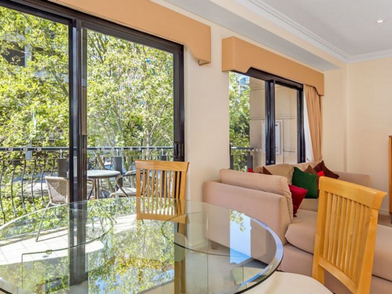 304/2 St Georges Terrace, Perth WA 6000