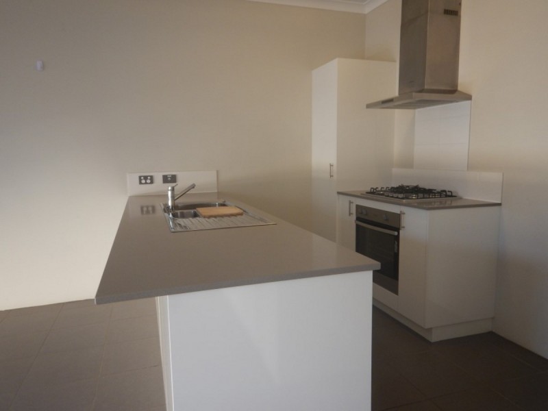 135 Broadway Boulevard, Piara Waters WA 6112