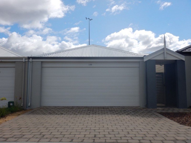 135 Broadway Boulevard, Piara Waters WA 6112