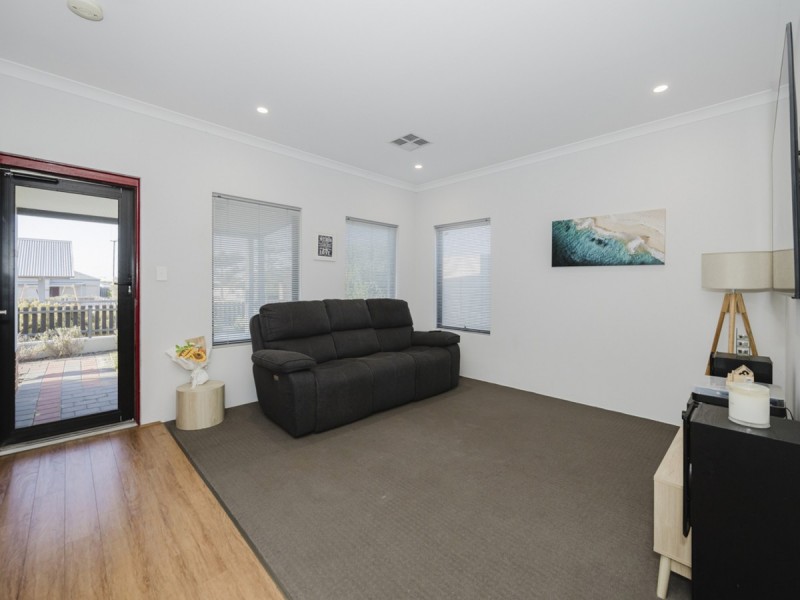 2 Betts Lane, Alkimos WA 6038