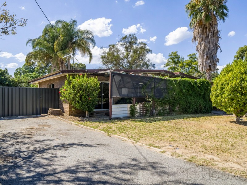 43 Sexty Street, Armadale WA 6112