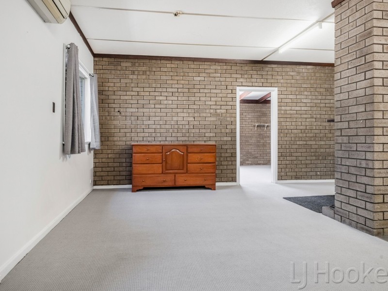 43 Sexty Street, Armadale WA 6112