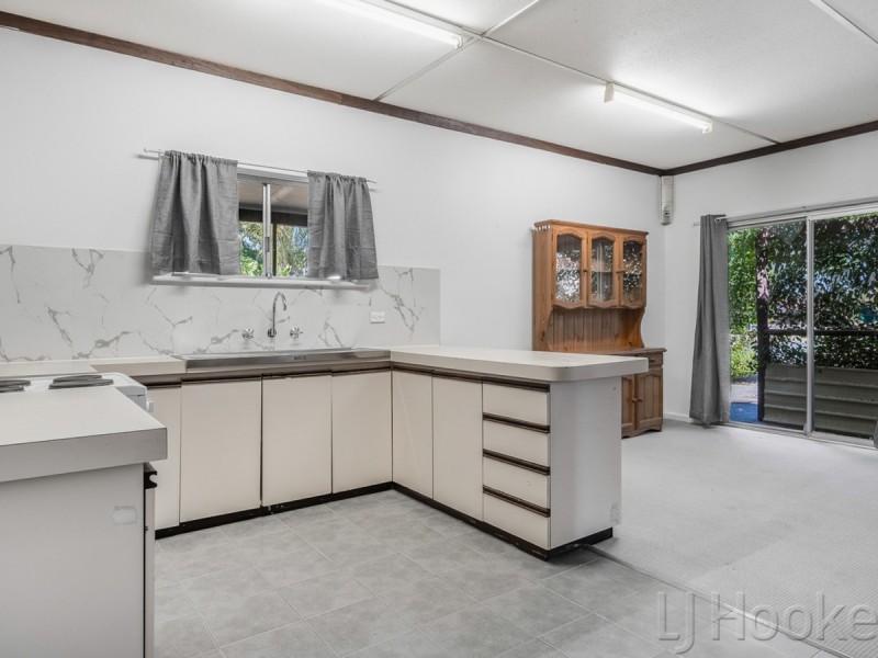 43 Sexty Street, Armadale WA 6112