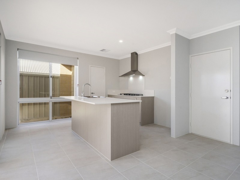 25 Boardwalk Street, Yanchep WA 6035
