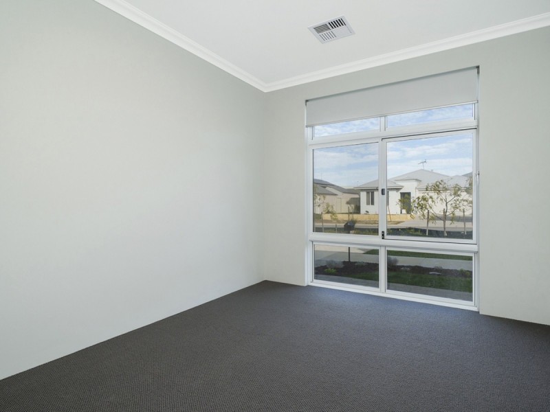 25 Boardwalk Street, Yanchep WA 6035
