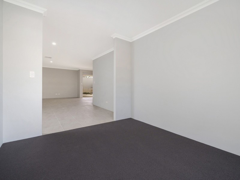 25 Boardwalk Street, Yanchep WA 6035