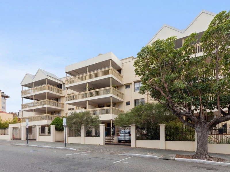 4/22 Nile Street, East Perth WA 6004