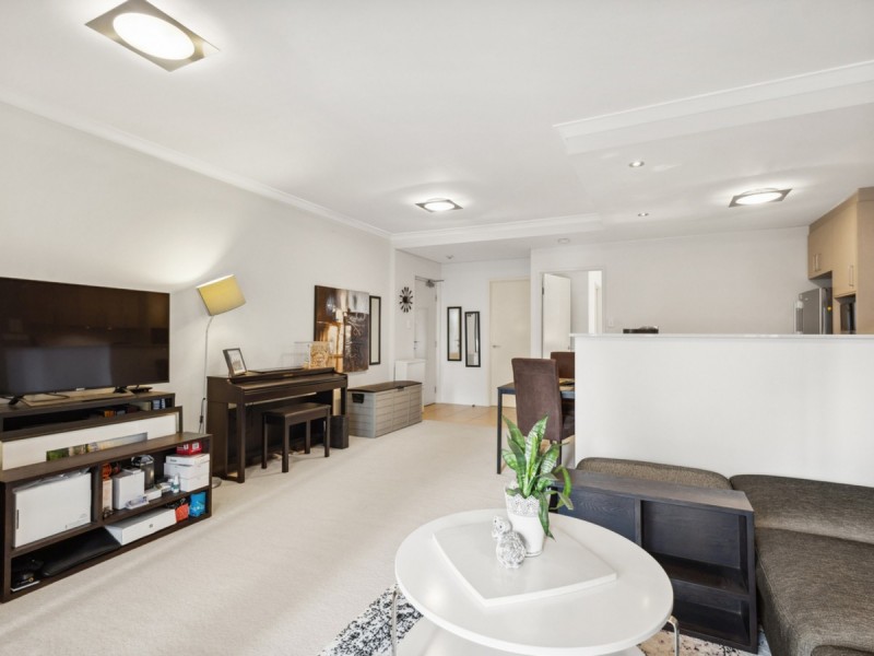 42/18 Wellington Street, East Perth WA 6004