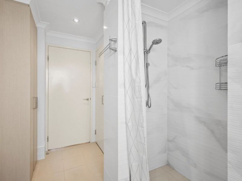 42/18 Wellington Street, East Perth WA 6004