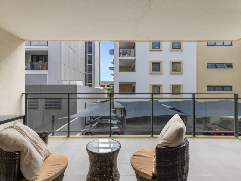 42/18 Wellington Street, East Perth WA 6004