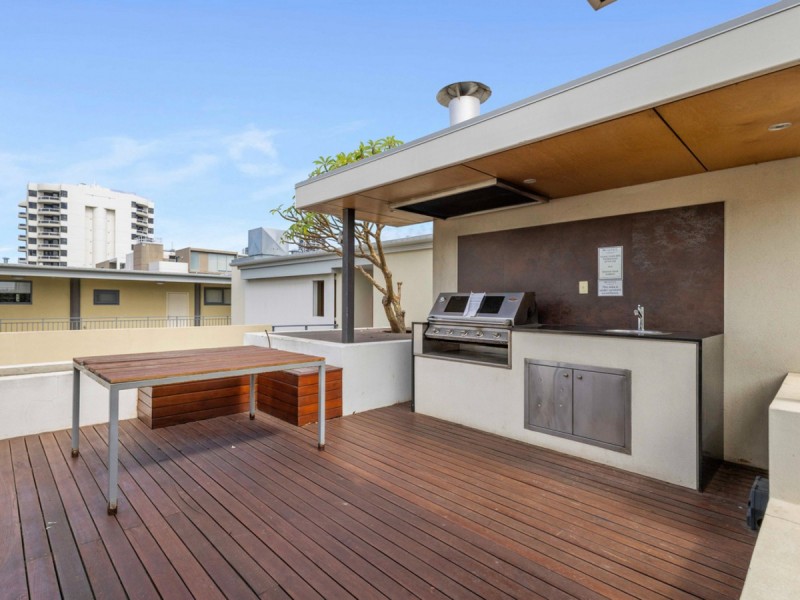 42/18 Wellington Street, East Perth WA 6004