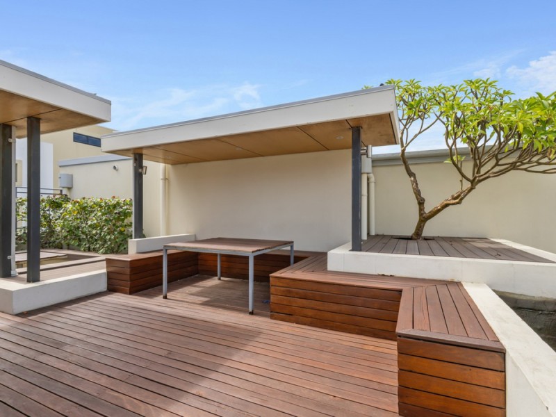 42/18 Wellington Street, East Perth WA 6004